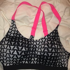 VS sports bra 34C